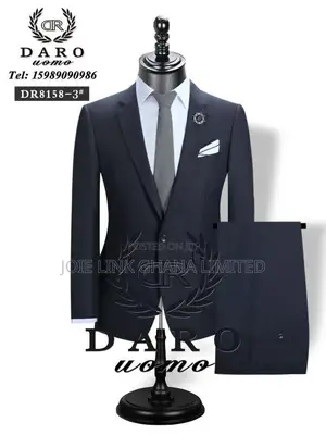 Quality Two Piece Daro Suit