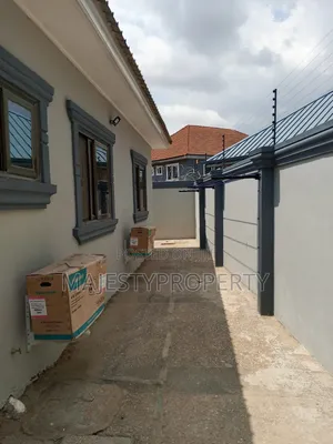 4bdrm House in Spintex for rent