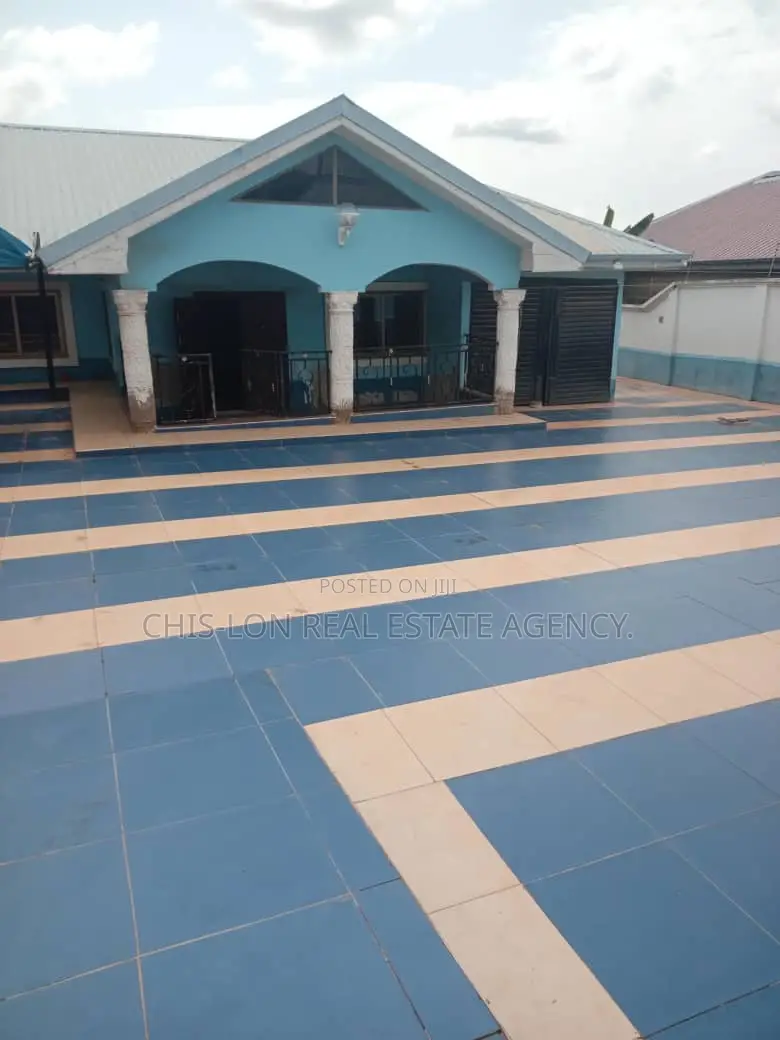 4bdrm House in Kasoa Ofarnko, Akweley for rent