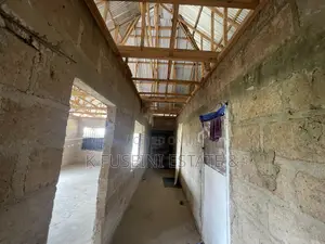 3bdrm House in K Fuseini Estate, Kwabre for sale