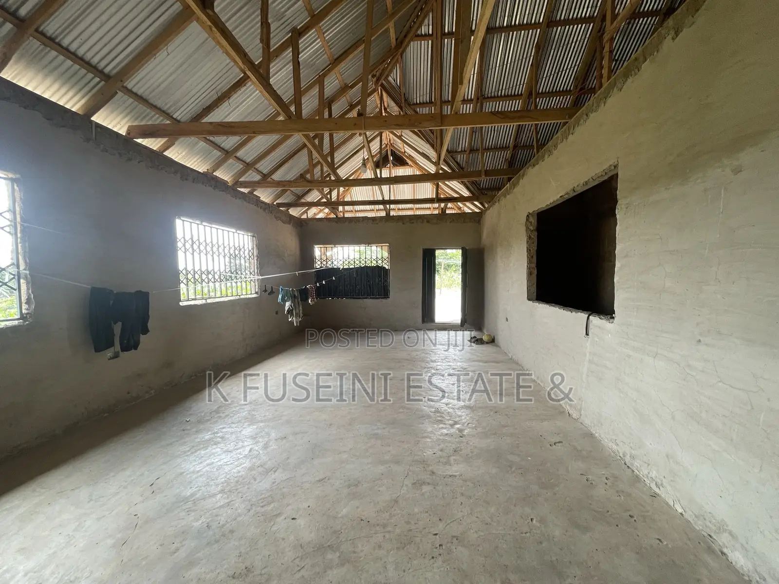 3bdrm House in K Fuseini Estate, Kwabre for sale