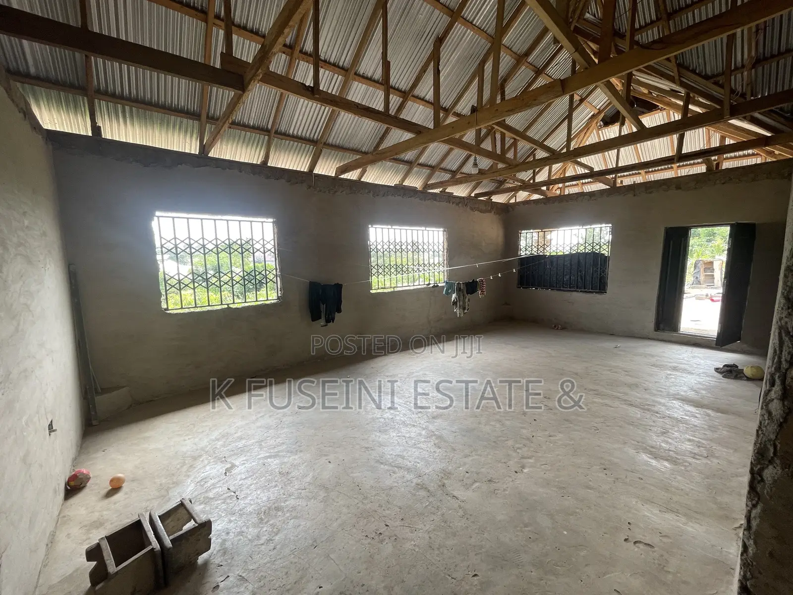 3bdrm House in K Fuseini Estate, Kwabre for sale