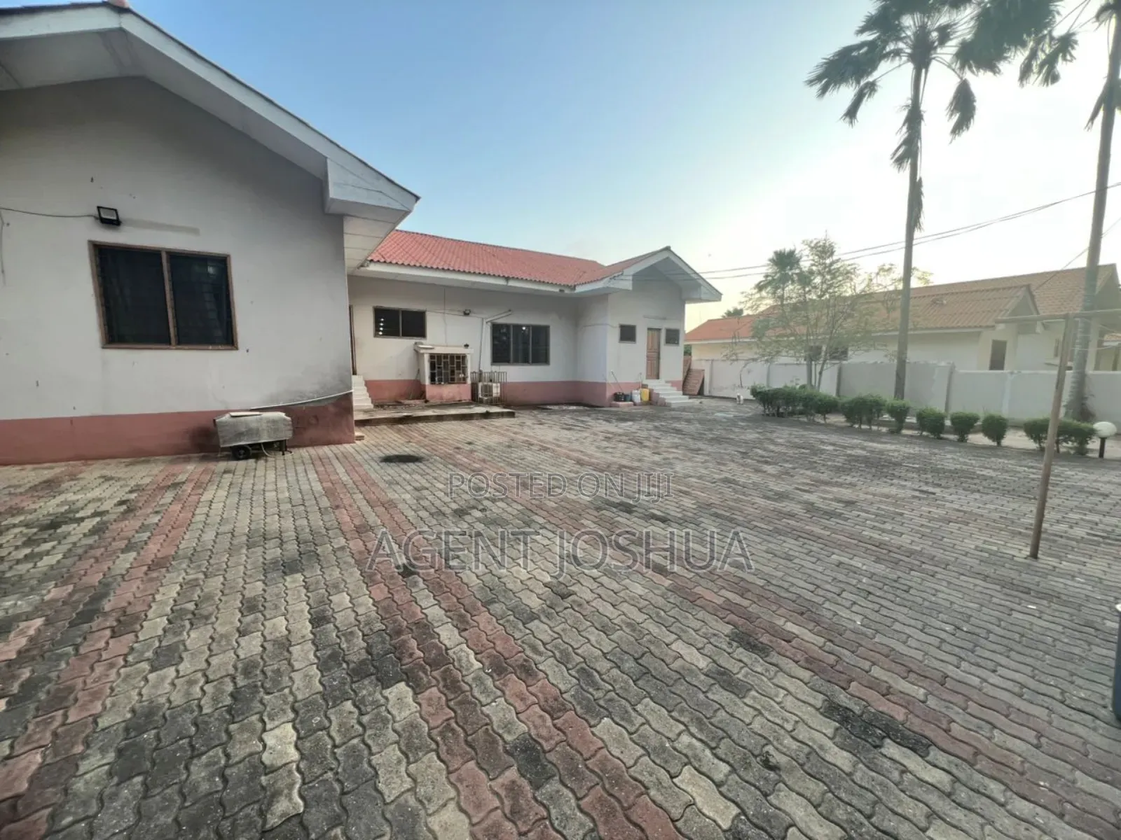 4bdrm House in Regimanuel Estate, Spintex for rent