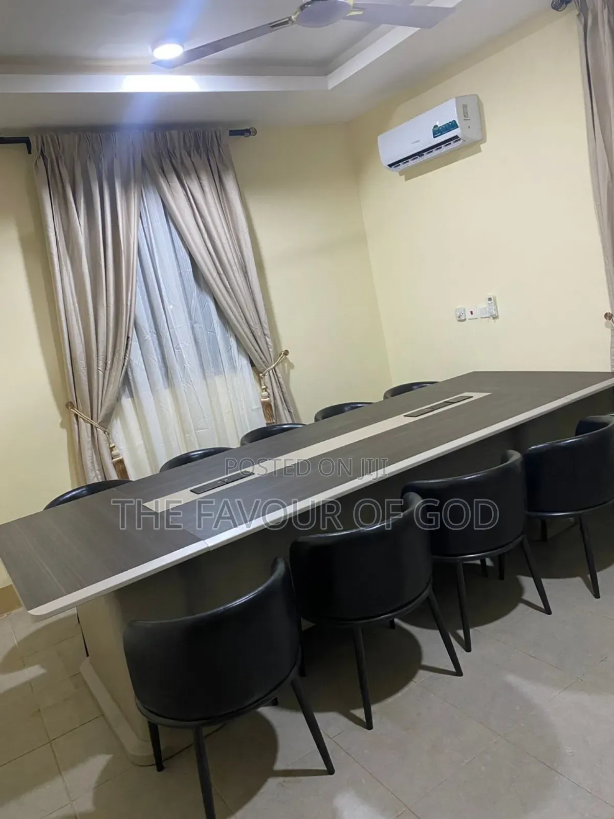 A Strong 12seater Conference Table