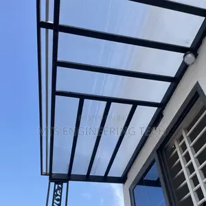 Modern Metal Shades With Polycarbonate Roofing