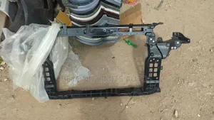 Hyundai Santa Fe 2013,2014,2015,2016,2017 Radiator Support