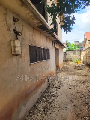 9bdrm House in Diamond City Estate, Atwima Kwanwoma for sale