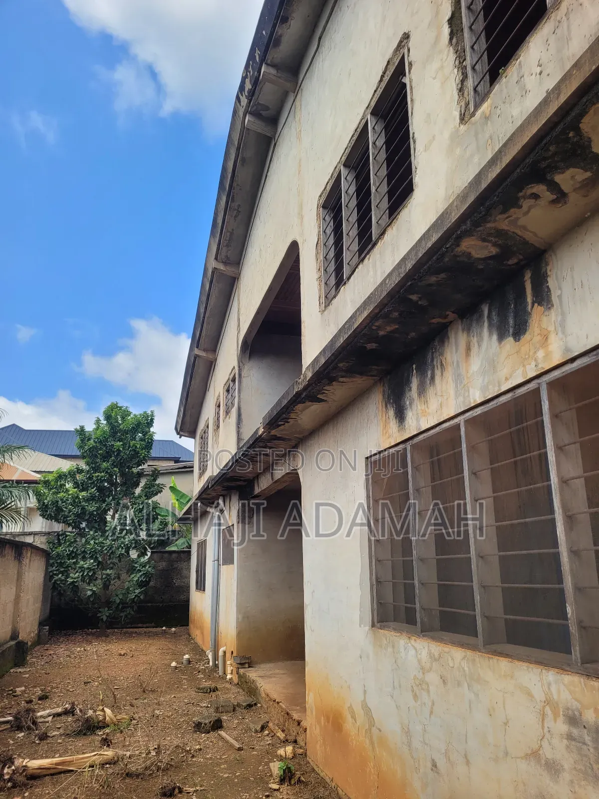 9bdrm House in Diamond City Estate, Atwima Kwanwoma for sale