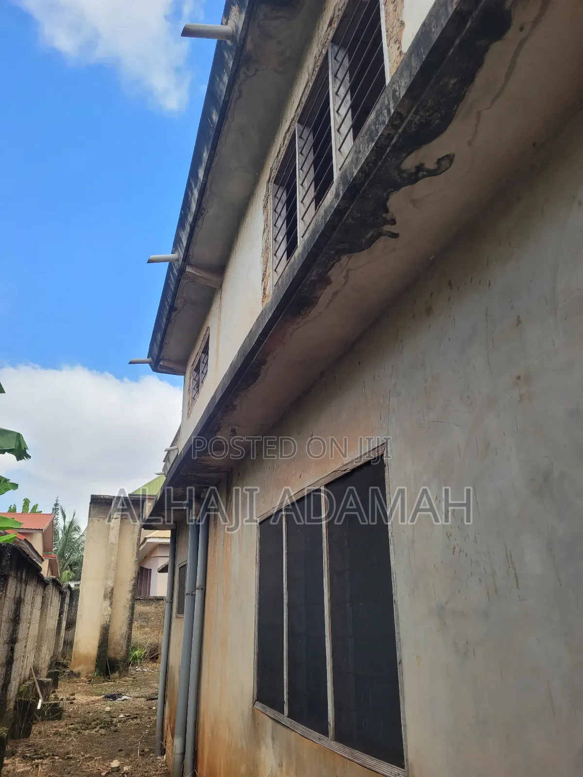 9bdrm House in Diamond City Estate, Atwima Kwanwoma for sale