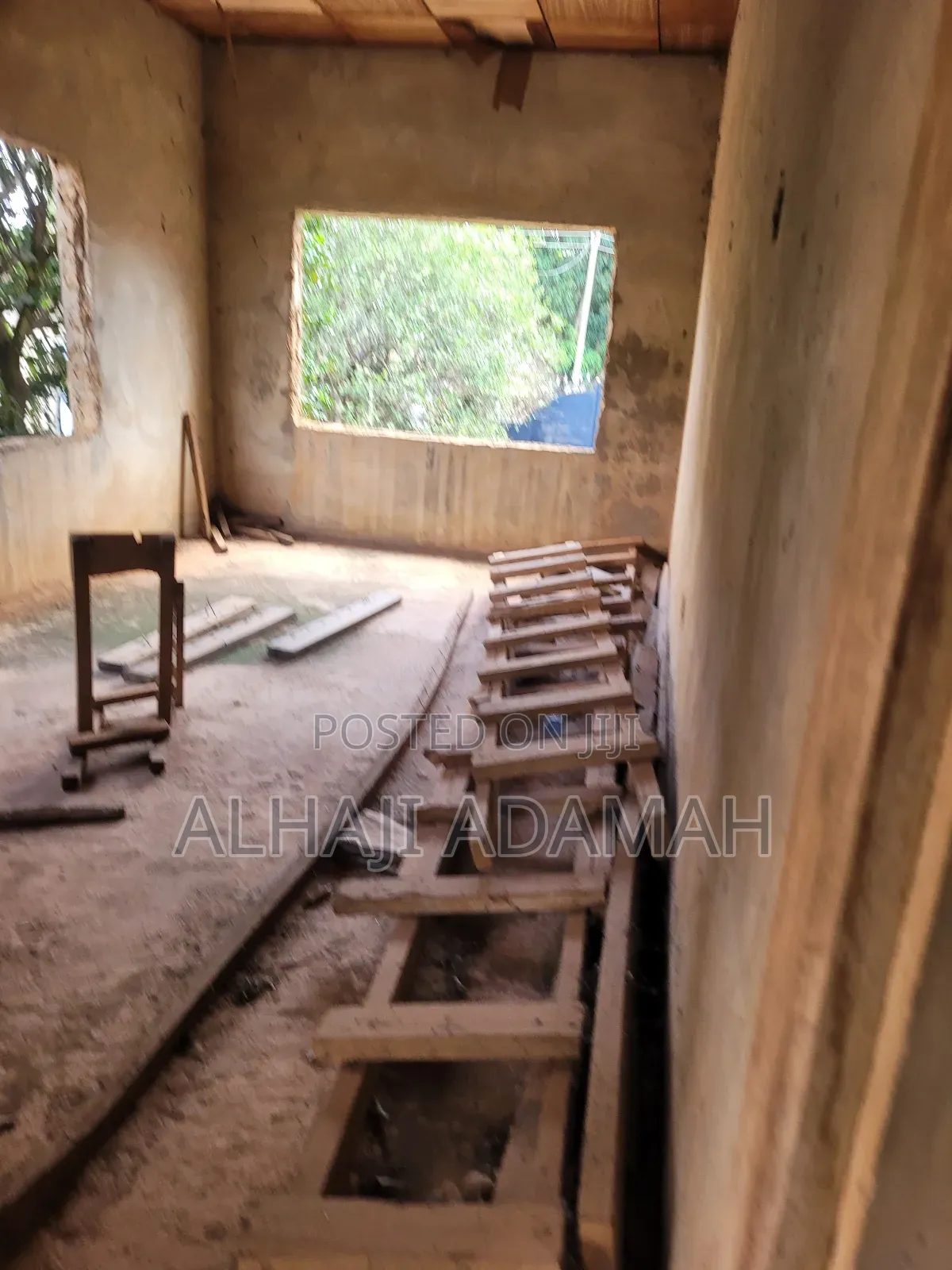 9bdrm House in Diamond City Estate, Atwima Kwanwoma for sale