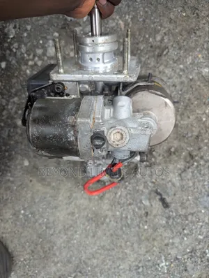 Mitsubishi Pajero Abs Motor Anti Lock Brake System Module