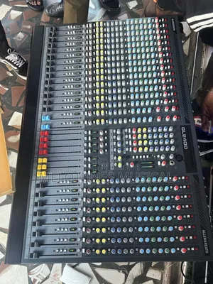  Heath Gl2400 24channel Analog Audio Mixer.