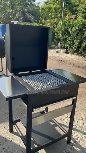 Barbecue Charcoal Grill