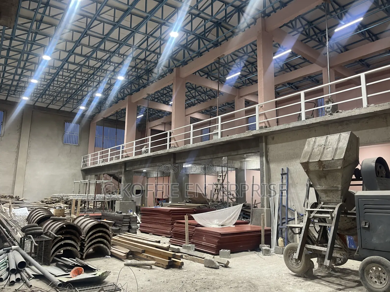 900 Newly Built Warehouse at Tesano for Rent