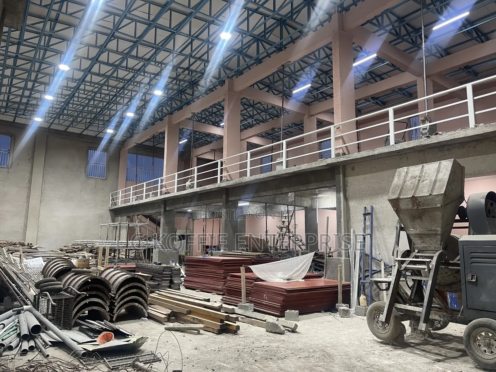 900 Newly Built Warehouse at Tesano for Rent