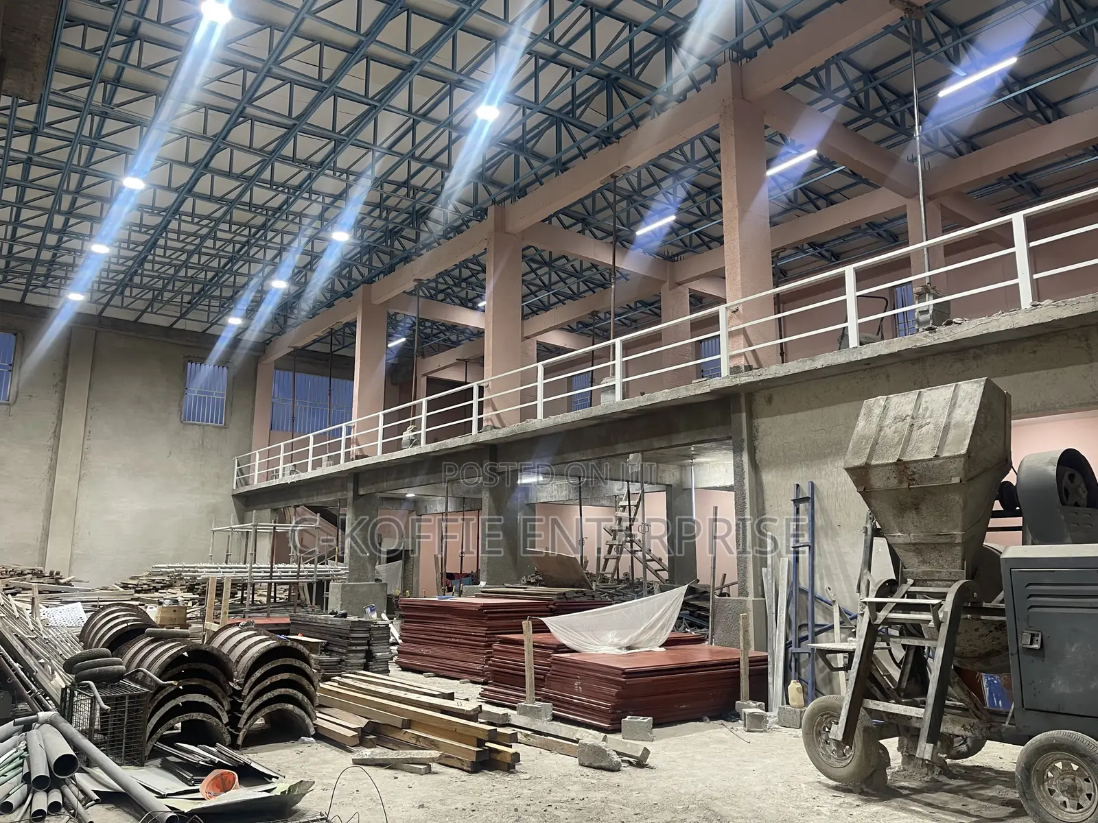 900 Newly Built Warehouse at Tesano for Rent