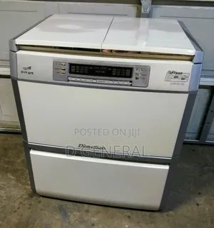 Kimchi Refrigerator (Winia Dimchae)