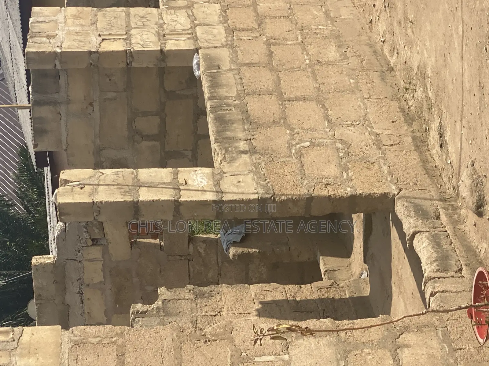 Genuine Land and Uncompleted House for Sale.