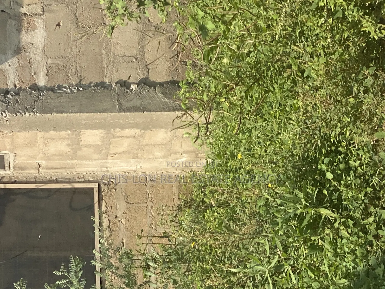 Genuine Land and Uncompleted House for Sale.