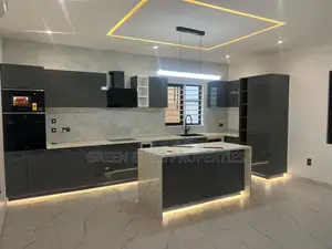 4bdrm House in Green, East Legon for sale