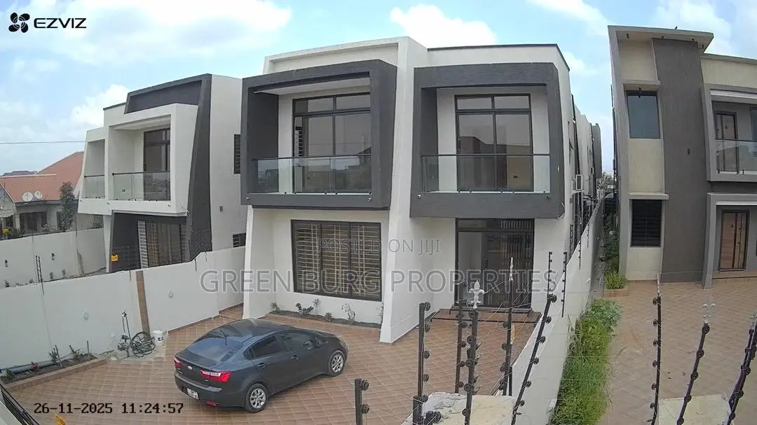 4bdrm House in Green, East Legon for sale