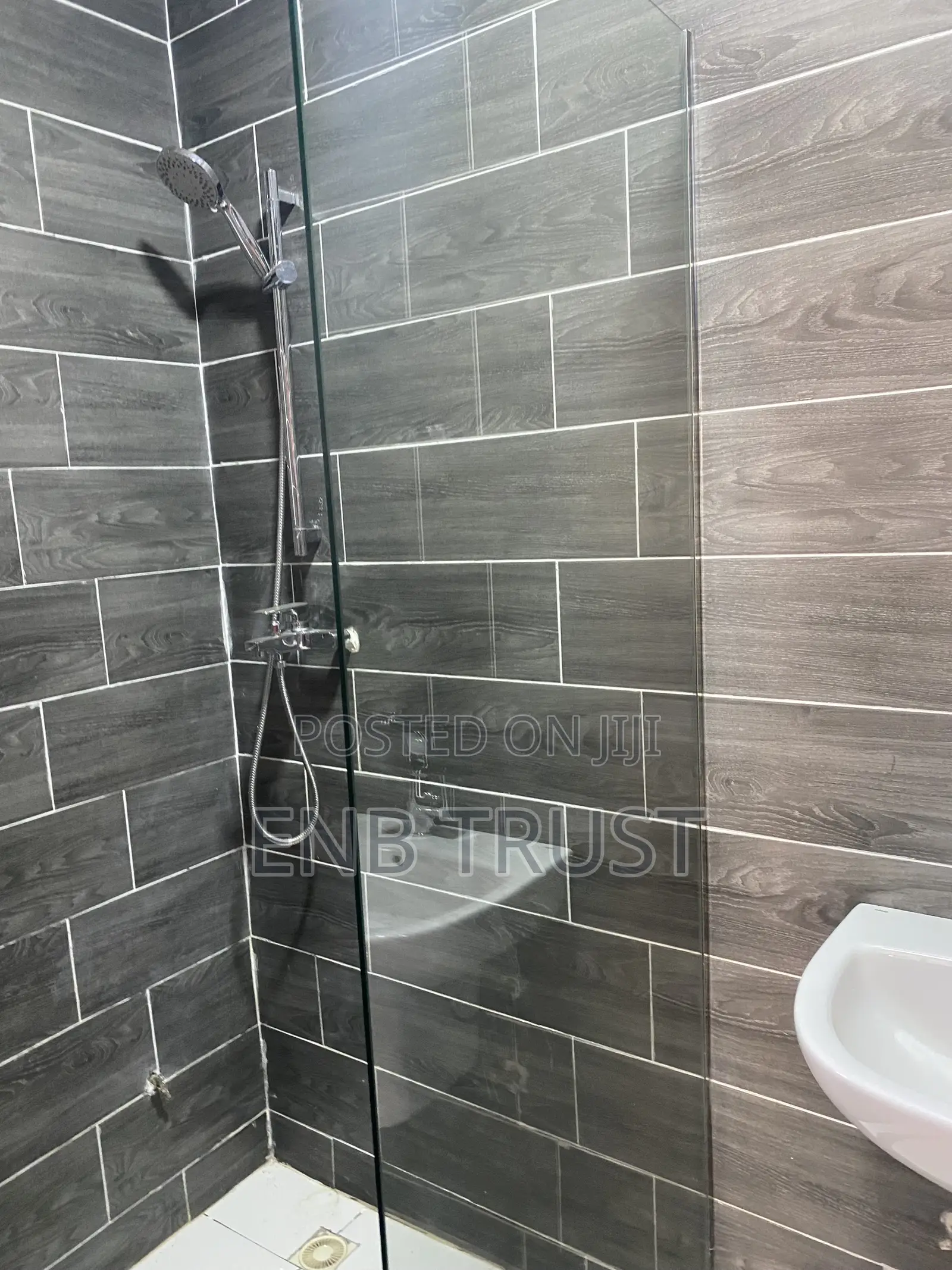 4bdrm House in Achimota, Mile 7 for sale