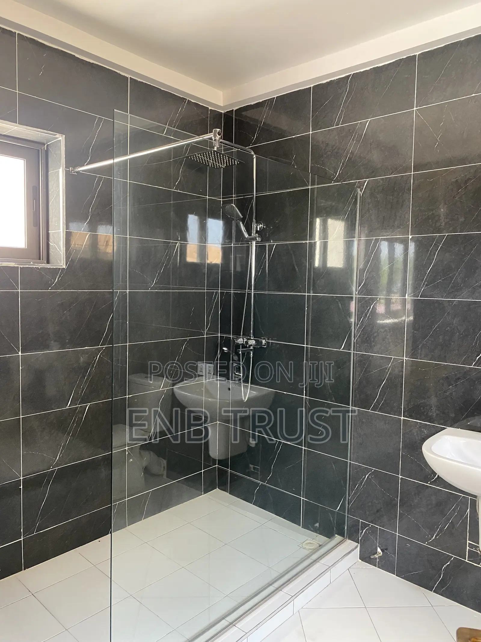 4bdrm House in Achimota, Mile 7 for sale