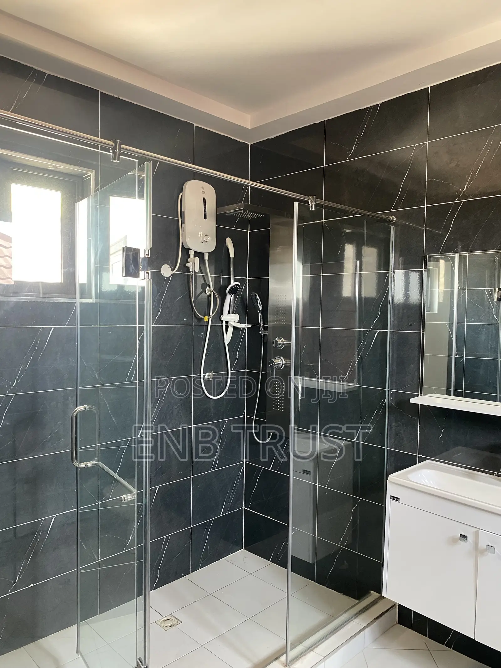 4bdrm House in Achimota, Mile 7 for sale