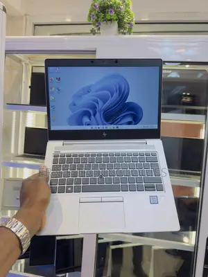 Laptop HP EliteBook 830 G6 8GB Intel Core i5 SSD 256GB