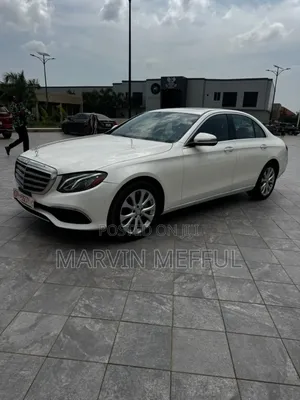 Mercedes-Benz E300 4Matic AWD Sedan (2.0L 4cyl 9A) 2017 White