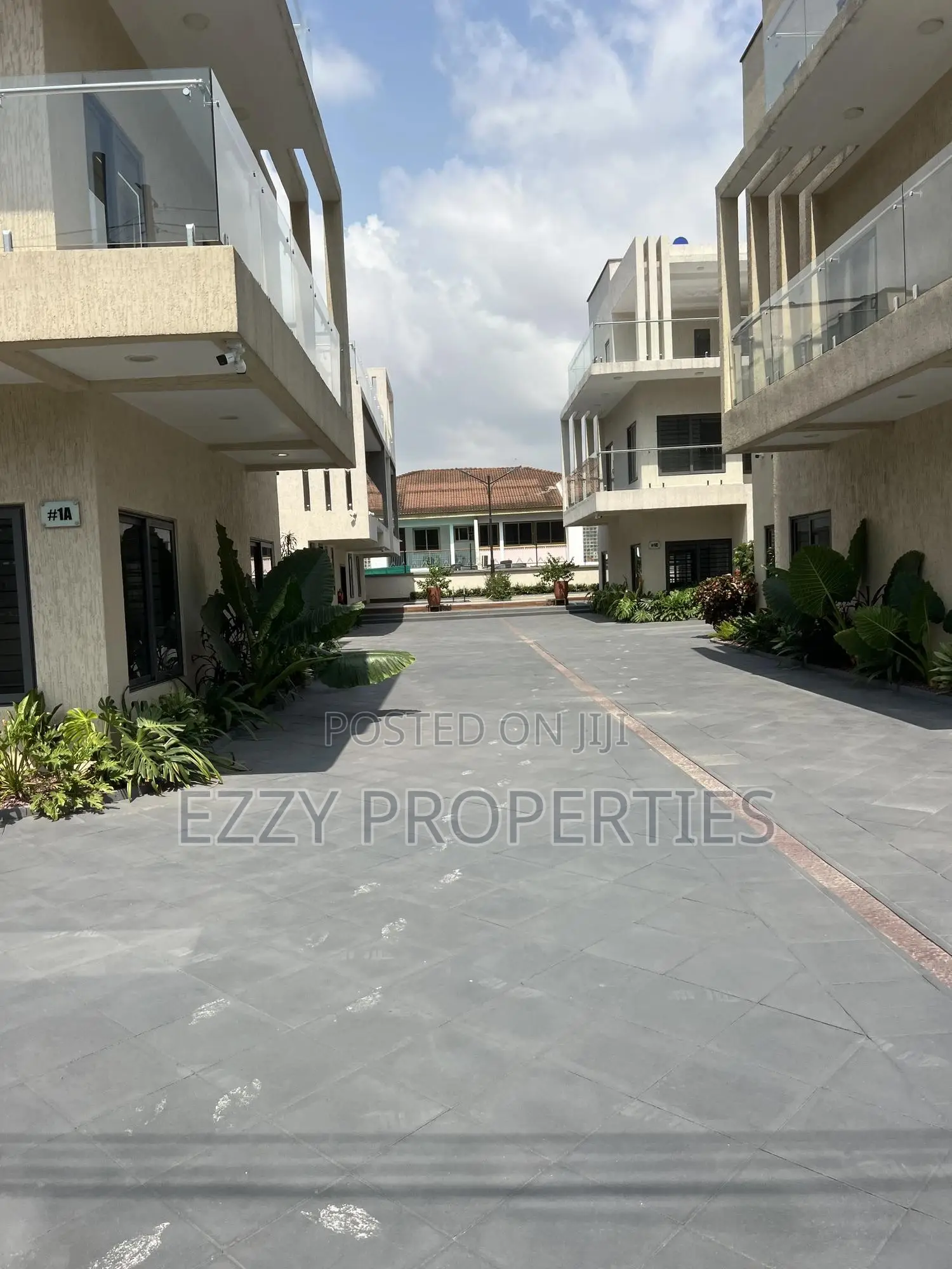 4bdrm Duplex in East Legon Anc for rent