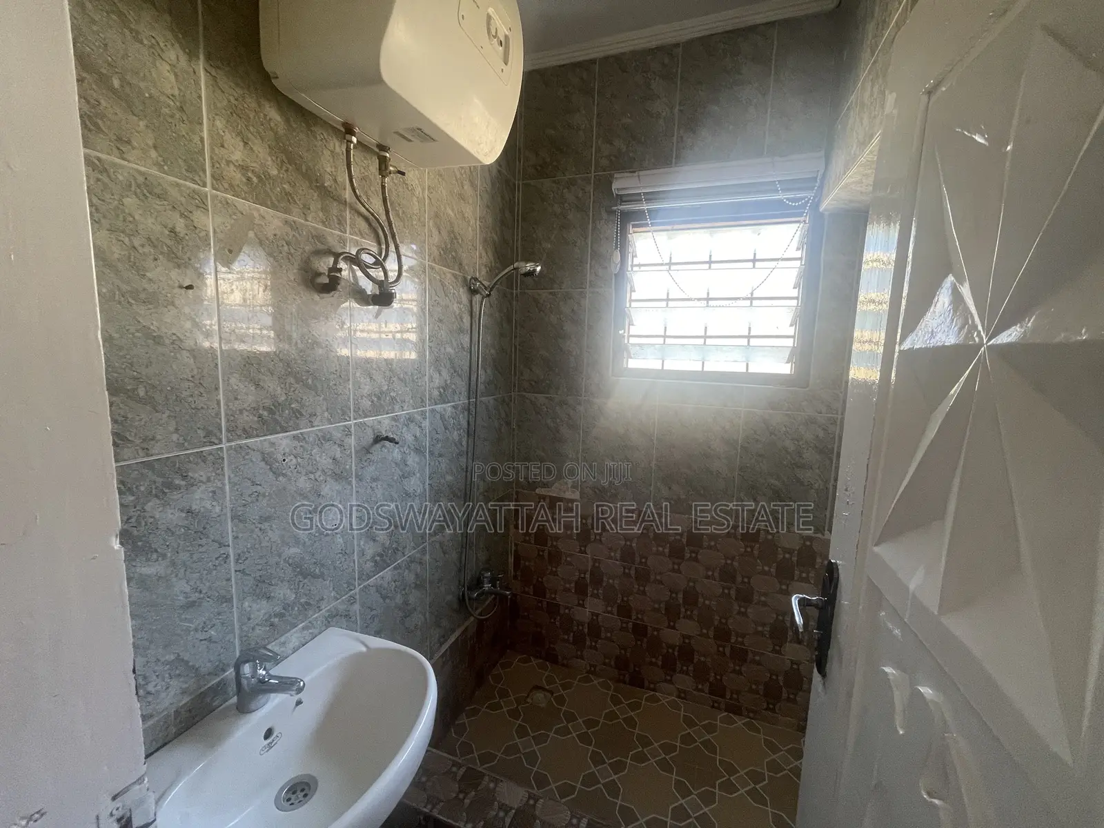 2bdrm House in East Legon, Adjiriganor for rent
