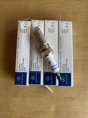 Spark Plugs Mercedes Benz C250