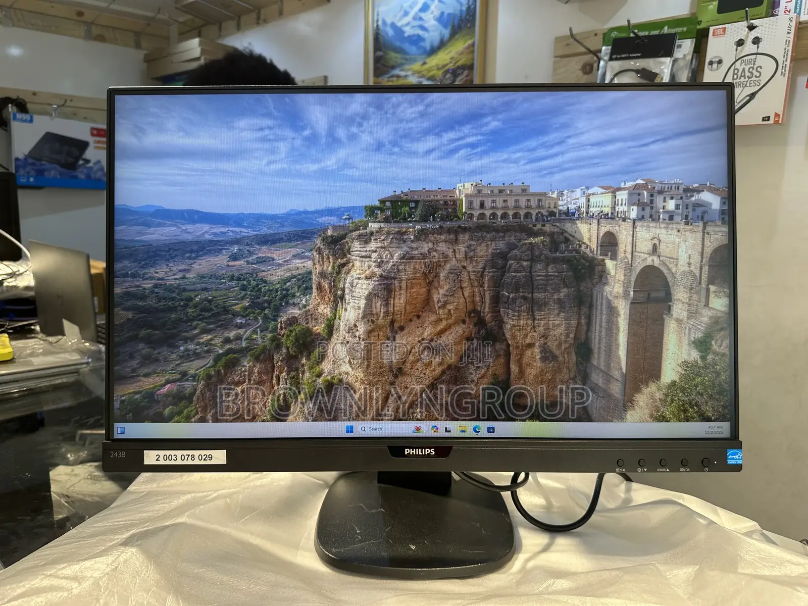 Philips 1080 Monitor