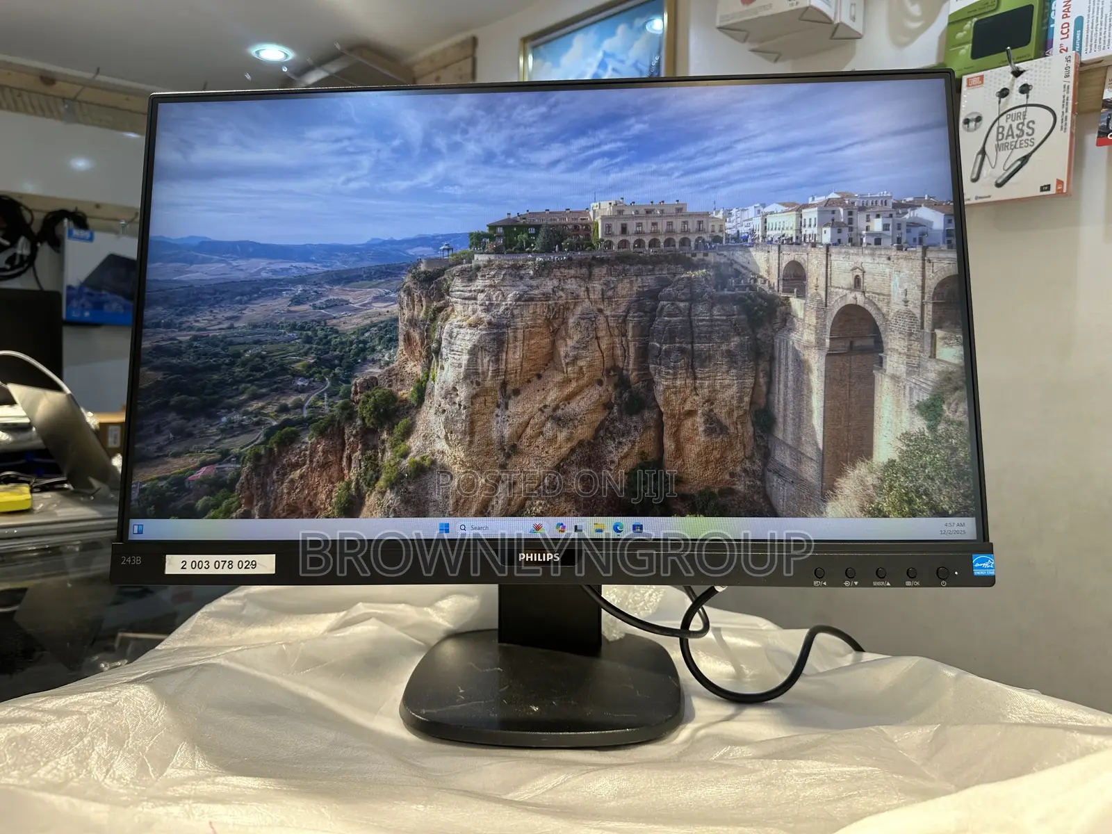 Philips 1080 Monitor