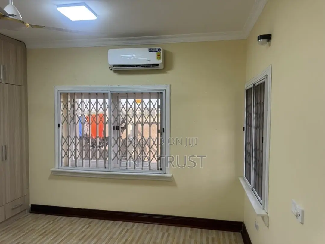4bdrm House in Tema Community 24 for rent