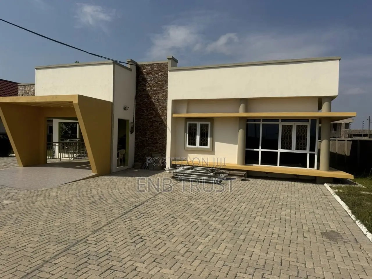 4bdrm House in Tema Community 24 for rent