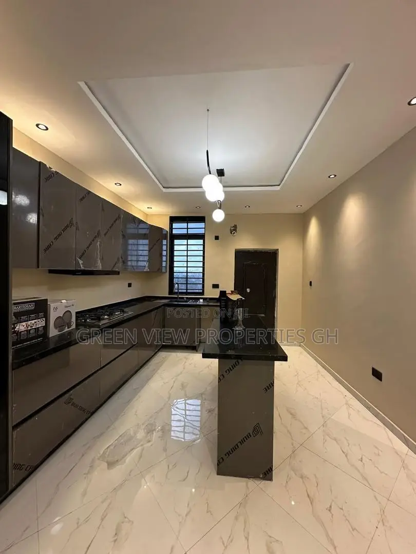 4bdrm Duplex in Adenta for sale