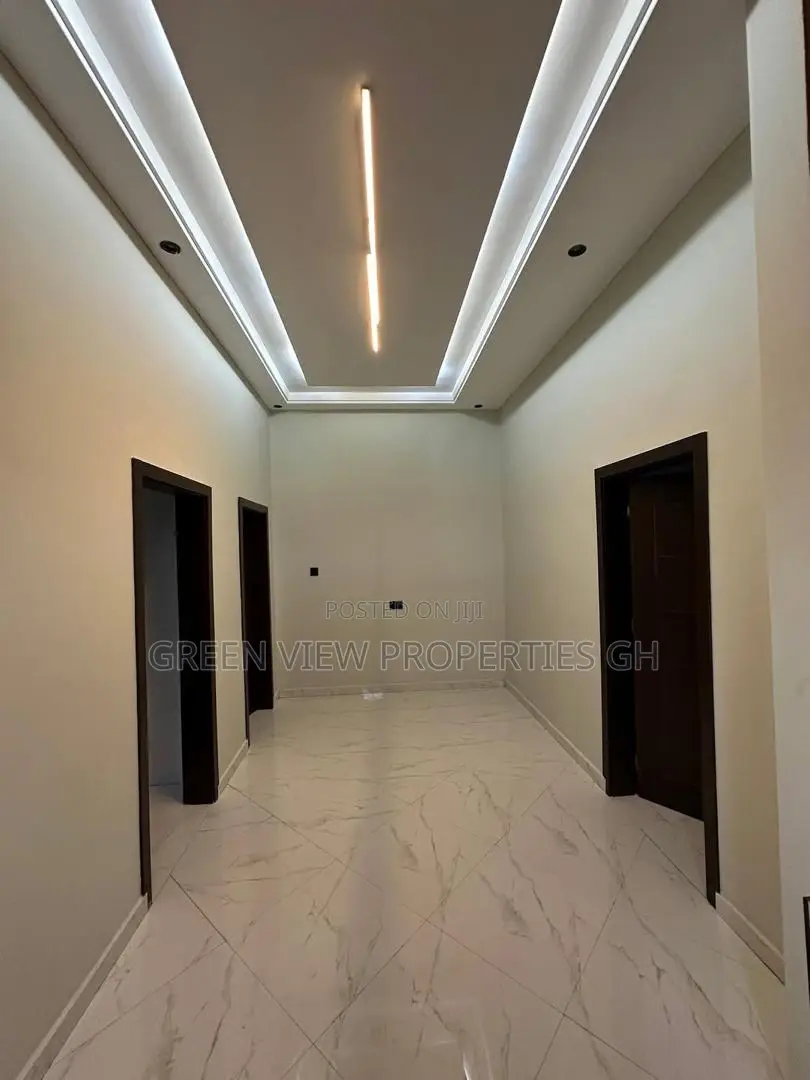 4bdrm Duplex in Adenta for sale