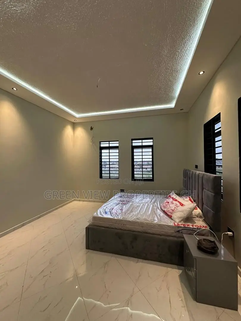 4bdrm Duplex in Adenta for sale