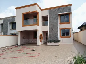 4bdrm House in Brother K Estate, Kumasi Metropolitan for sale