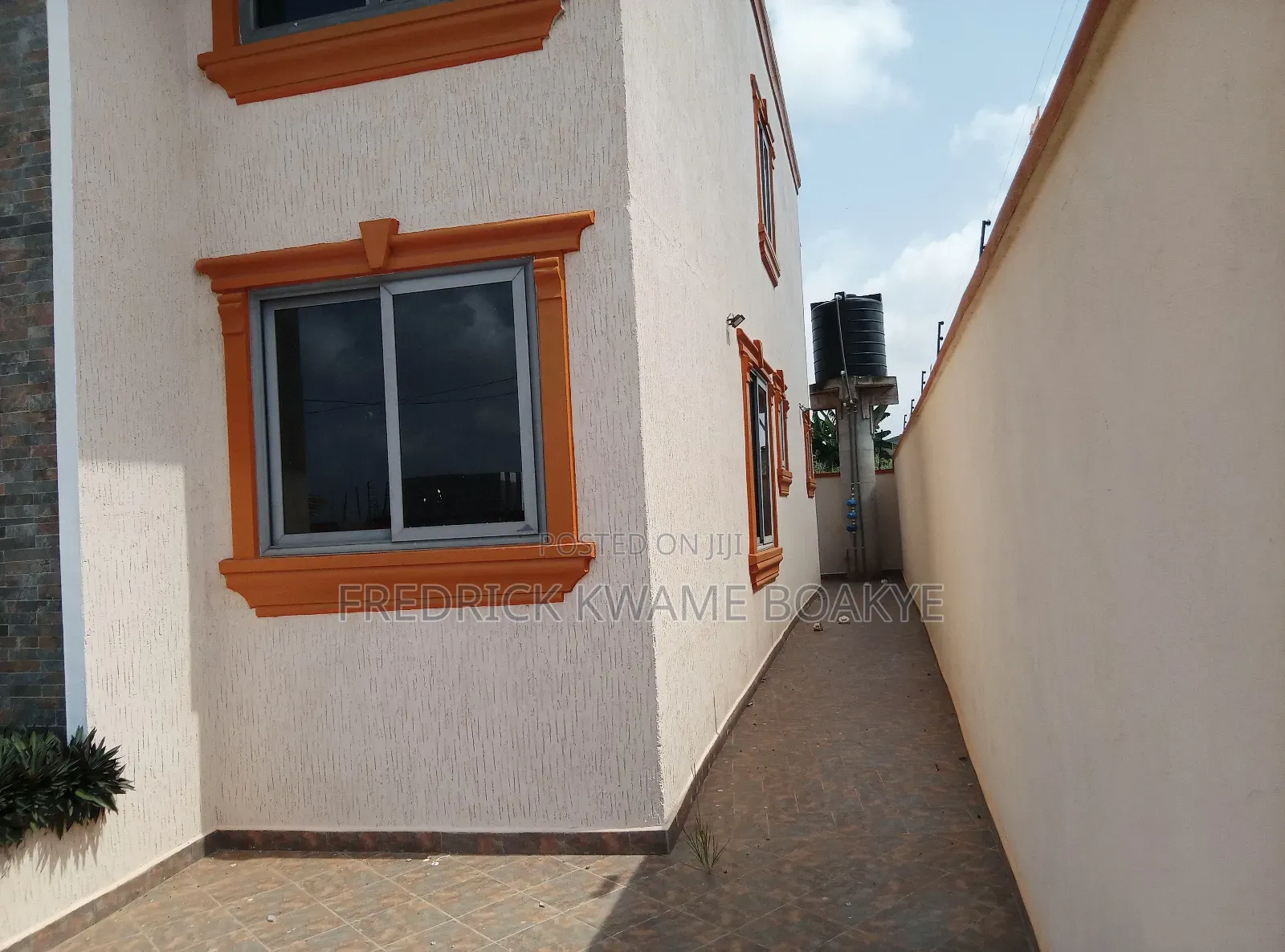 4bdrm House in Brother K Estate, Kumasi Metropolitan for sale