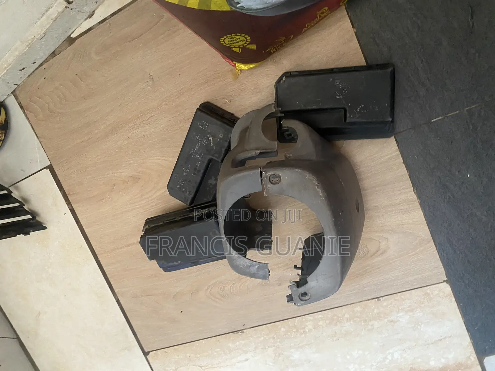Toyota 110 Steer Cover and Fuse Box Cover and Interior Rubbers