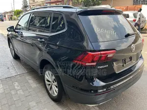 Volkswagen Tiguan 2020 Black