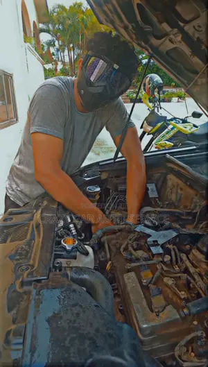 Engine Overhaul Specialist