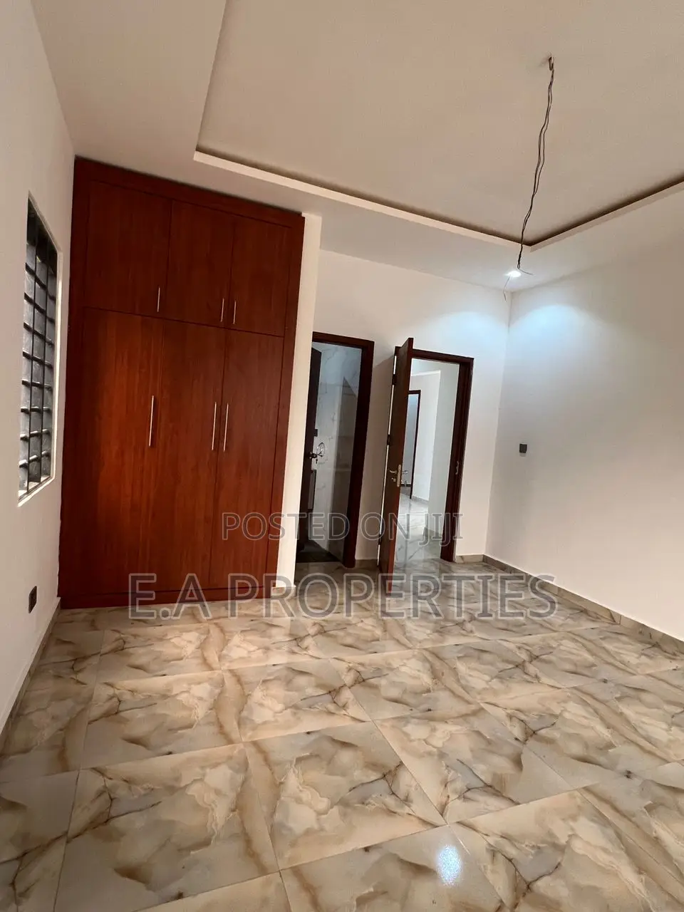 4bdrm House in E A Properties, Oyarifa Mall Area for sale