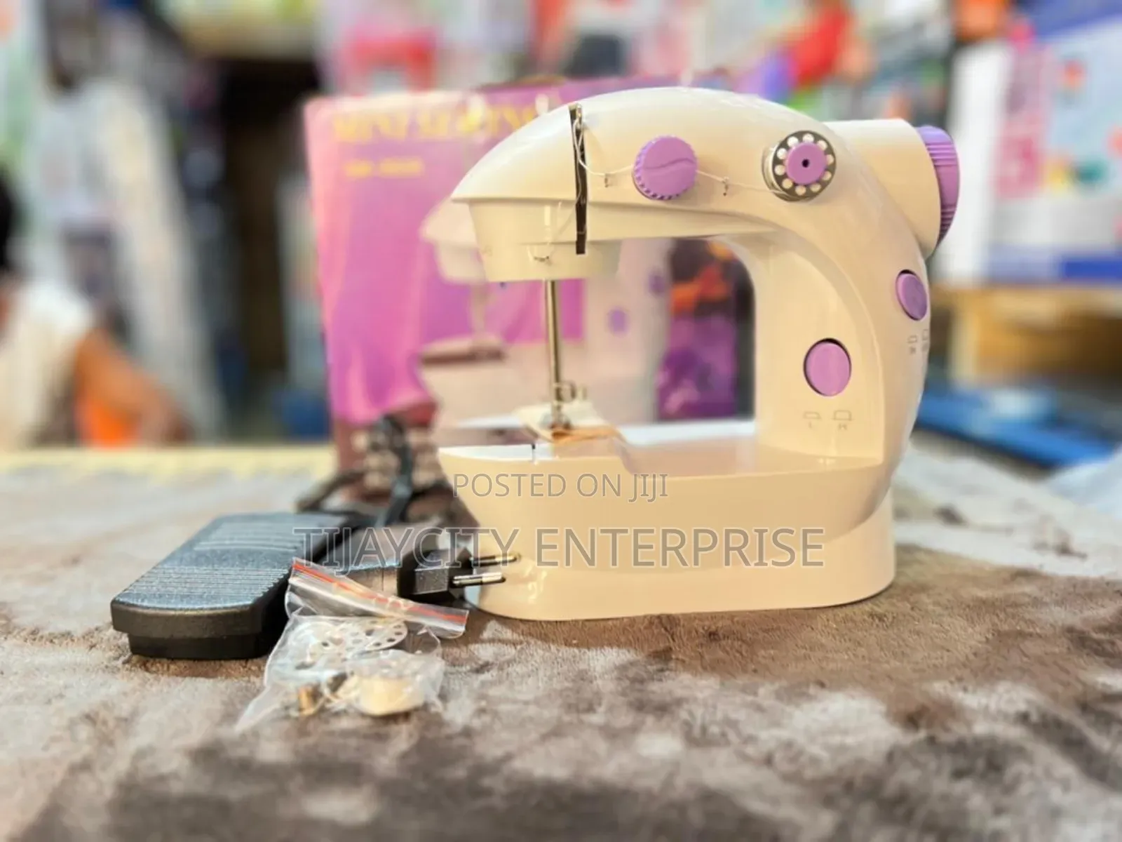 Mini Sewing Machine