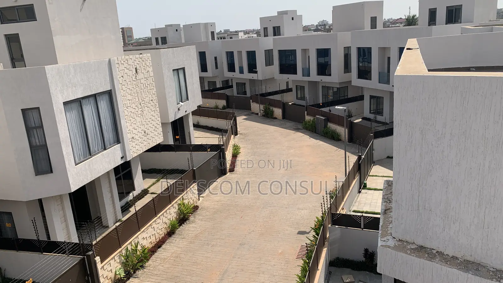 4bdrm House in East Legon for sale