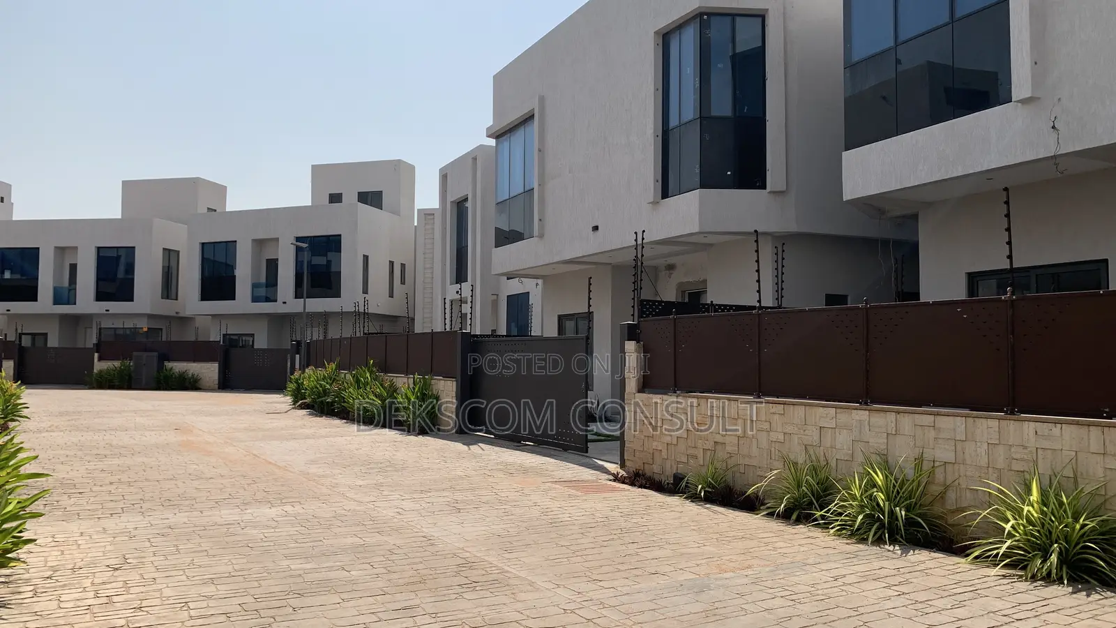 4bdrm House in East Legon for sale