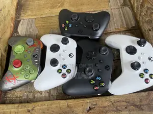 Series S Home Used Controllers